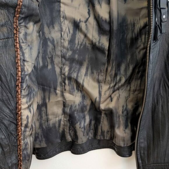 Black Leather Jacket with Edgy Studded Detail Danier, Moto style, like new, XXS - Picture 7 of 8